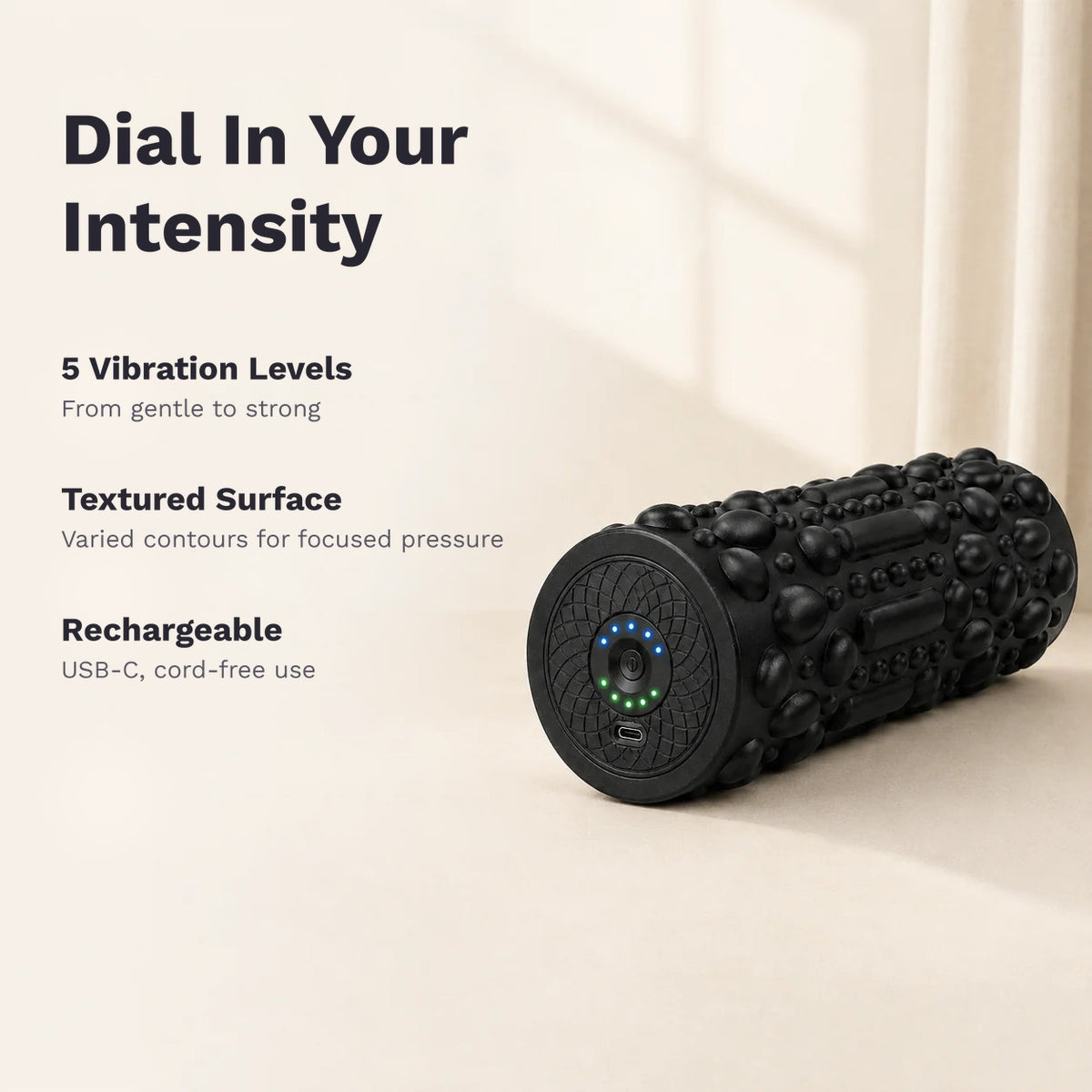 Rechargeable vibrating foam roller with 5 vibration levels and a 3D textured surface for home or gym